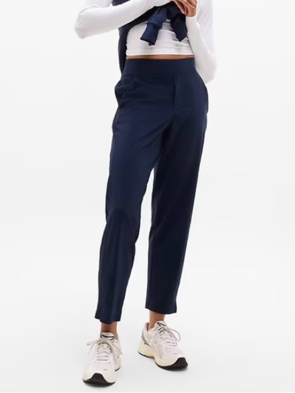 Athleta Brooklyn Ankle Pants Tapered Tech Trousers Black Athletic Pants Size 2